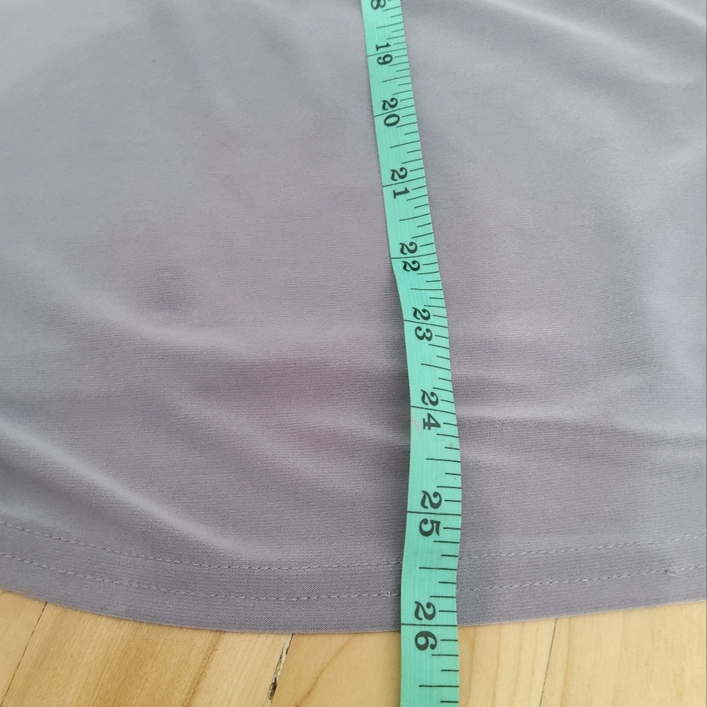 Chic top - Picture 3 of 3